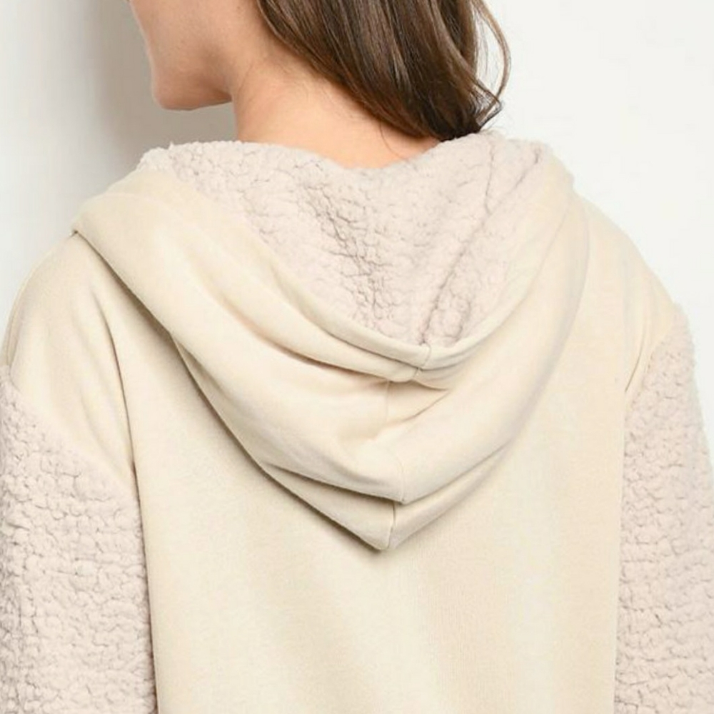 LAST 1❗️Cozy Chic Beige Oversized Sherpa Mixed Hoodie - Picture 3 of 8